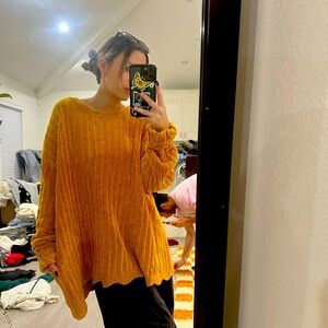 Sweater bought in Virginia worn once for plane